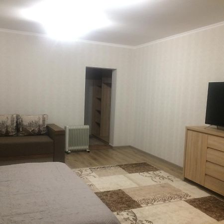 Alpen House Hotell Vysjka Eksteriør bilde