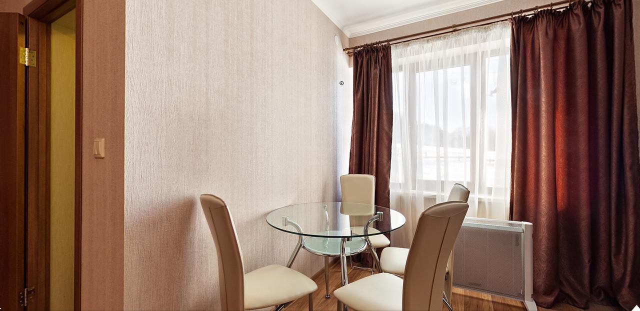 Alpen House Hotell Vysjka Eksteriør bilde