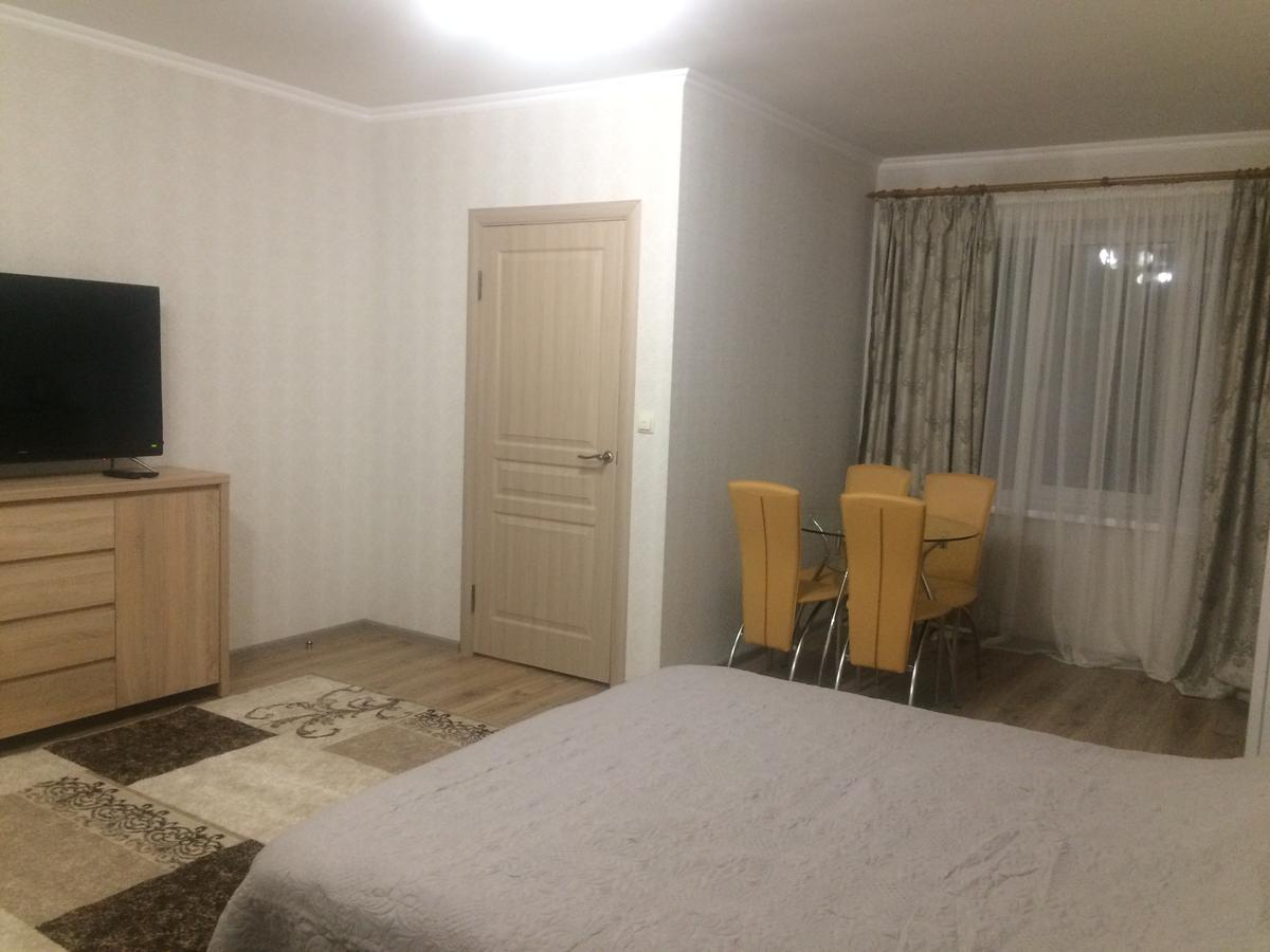 Alpen House Hotell Vysjka Eksteriør bilde